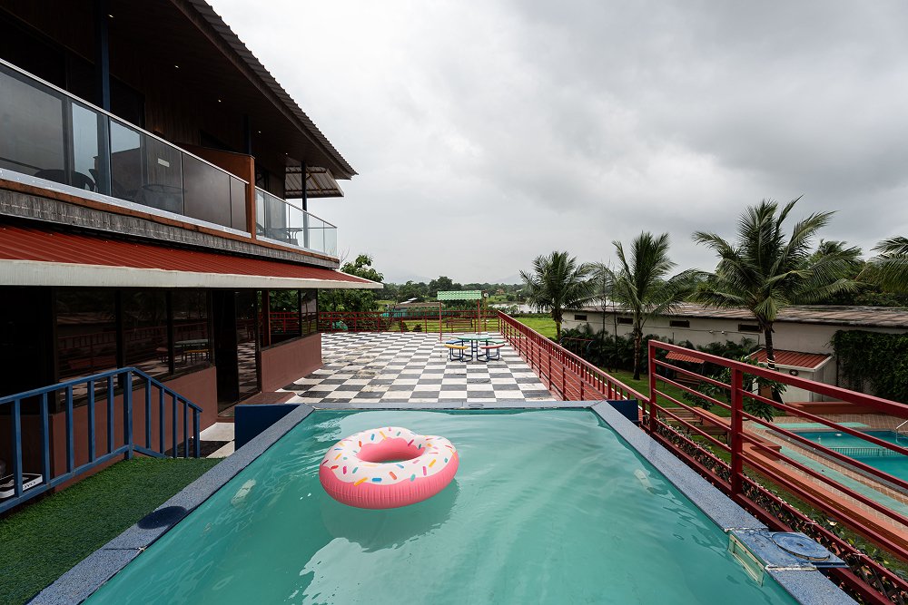 Greenwich Meridian 246