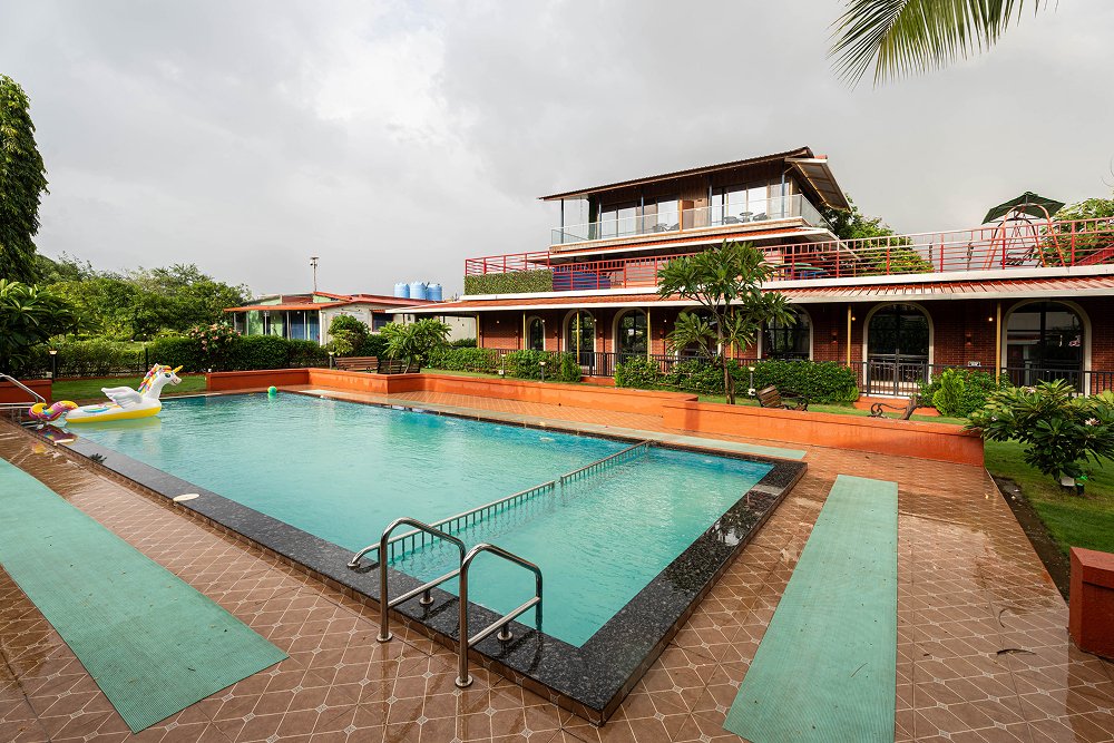 Greenwich Meridian 346